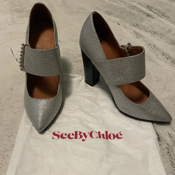 Beautiful See By Chloe silver Mary Jane pumps - Picture 6 of 16